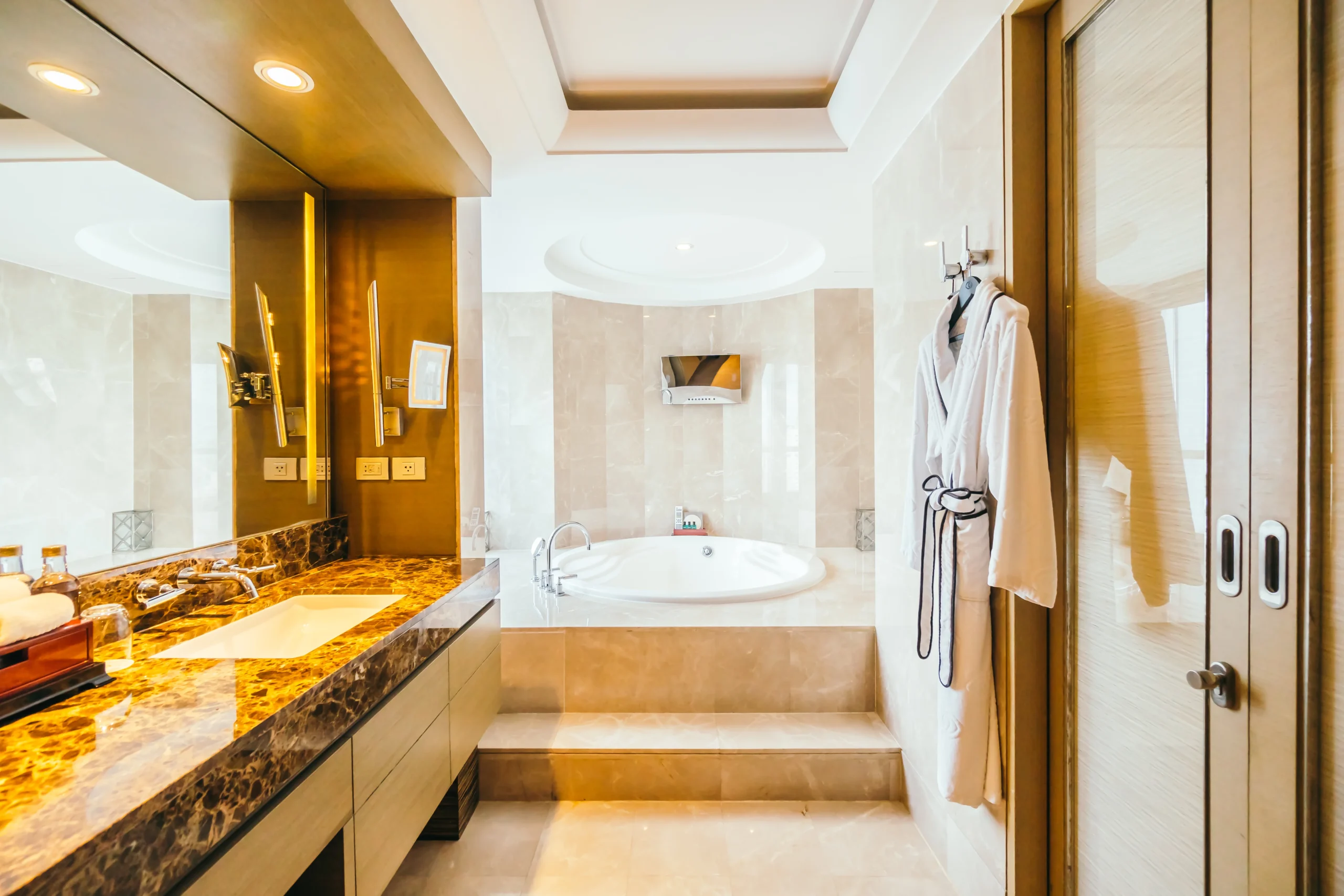 full-bathroom-renovation-toronto-homeowners